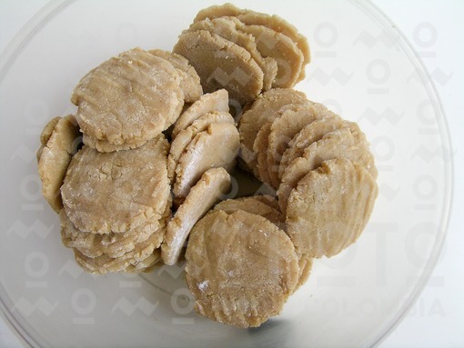 Cocadas típicas,Necoclí,Urabá,Antioquia / typical coconut candies,Uraba,Antioquia