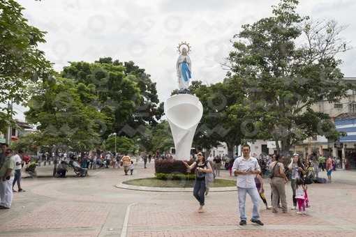 Virgen María,Basílica Menor del Señor de los Milagros de Buga,Valle del Cauca / Virgen Mary,Basilica of the Lord of Miracles of Buga,Valle del Cauca