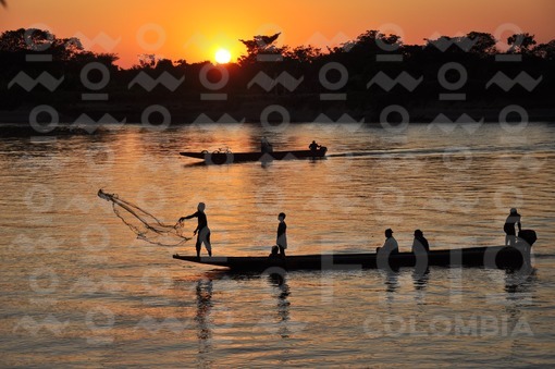 Atardecer en el Rio Arauca / Sunset on the River Arauca