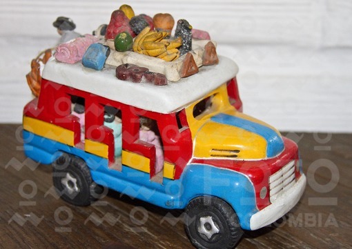 Chiva de cerámica / Ceramic chiva