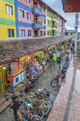 Los Colores de Guatapé